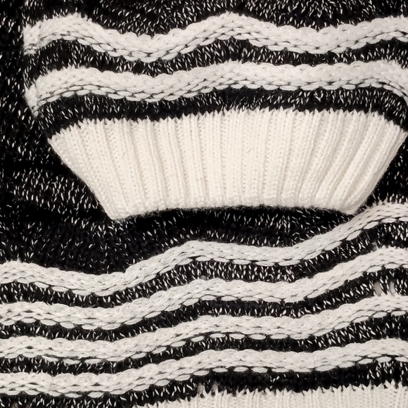 Made for me to look amazing Sweater Dress with Hat - Picture 9 of 9